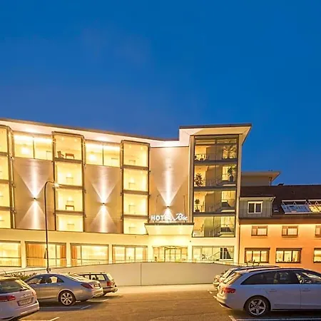 Rose Hotel